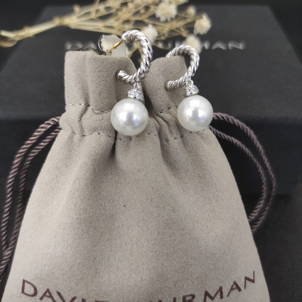 David Yurman pearl earrings, white gold and yellow gold